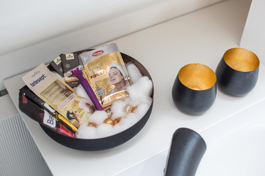 Private Wellness Suiten Mit Whirlpool เอสเซน ห้อง รูปภาพ