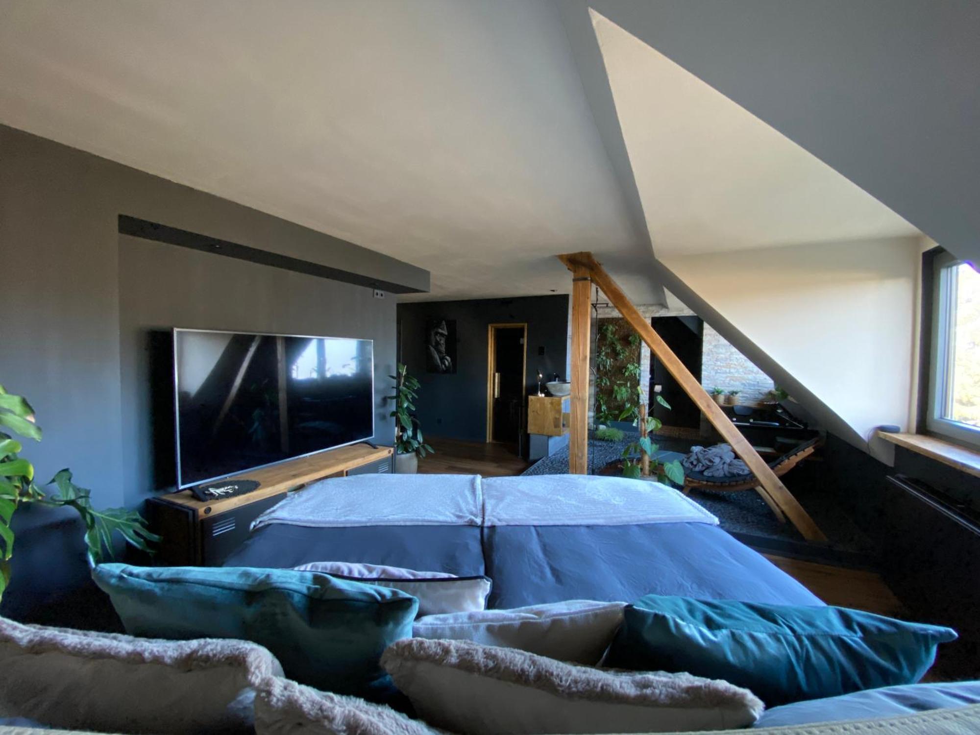 Private Wellness Suiten Mit Whirlpool เอสเซน ภายนอก รูปภาพ